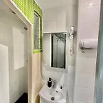 L'oasis Montparnasse Hotel