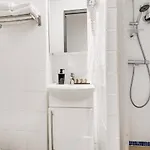 L'oasis Montparnasse Hotel 2*