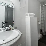 L'oasis Montparnasse Hotel París
