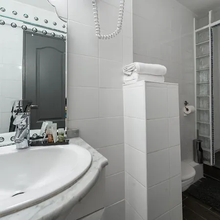 L'oasis Montparnasse Hotel París