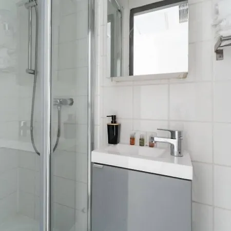 Szálloda L'oasis Montparnasse 2*