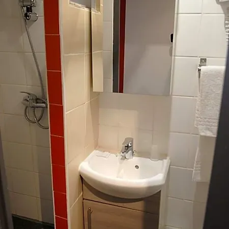 L'oasis Montparnasse פריז