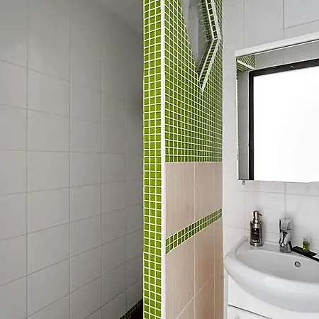 L'oasis Montparnasse 2* פריז