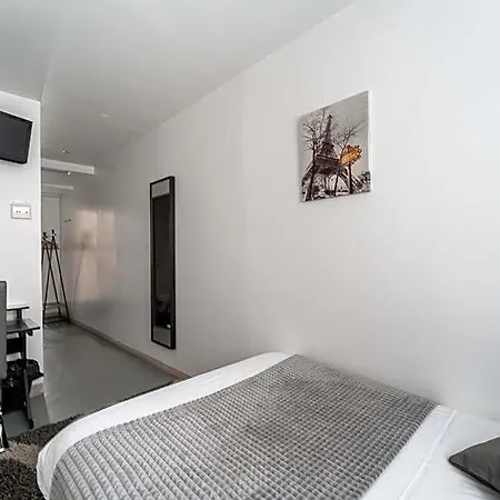 L'oasis Montparnasse פריז