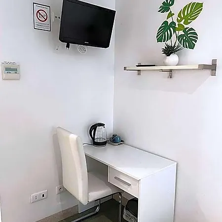 Hotel L'oasis Montparnasse