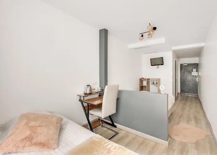 L'oasis Montparnasse 2*