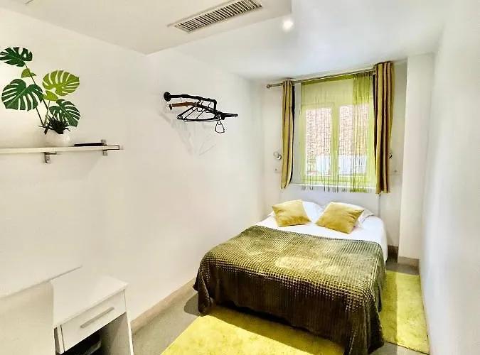 Hotel L'oasis Montparnasse 2*