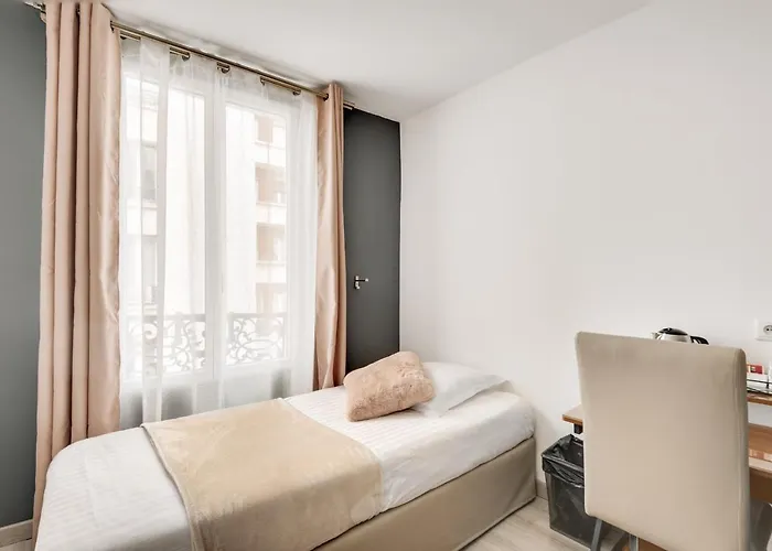 Hotel L'oasis Montparnasse 2*