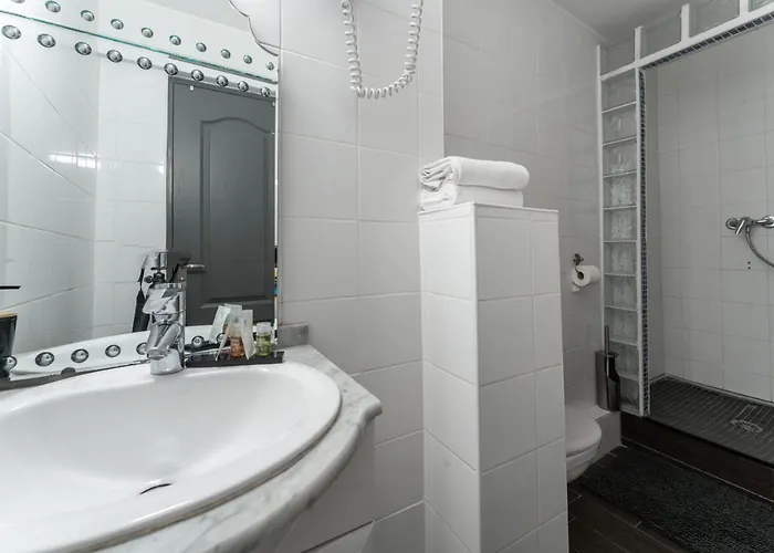 L'oasis Montparnasse Hotel Paris